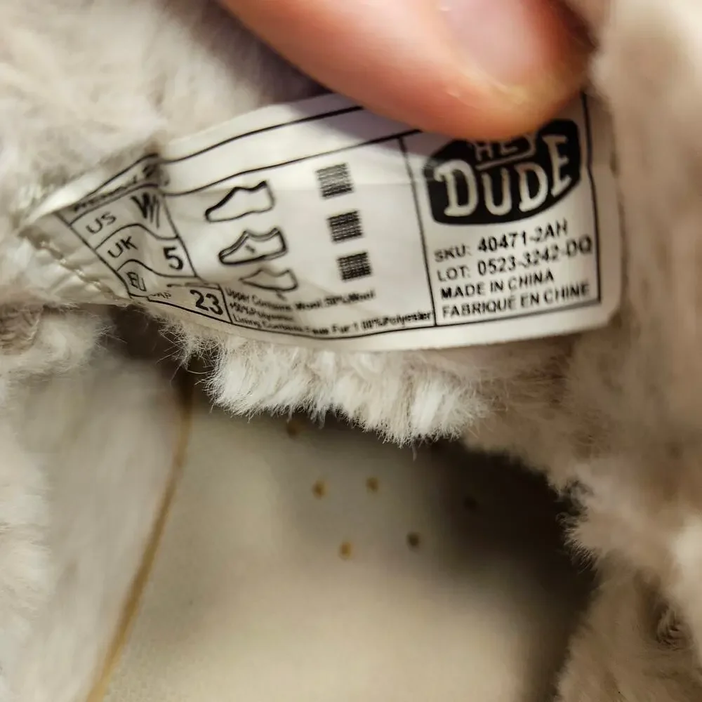 Hey Dude Wendy Fold Tan Faux Fur lined slip on lightweight shoe sz 7 womens